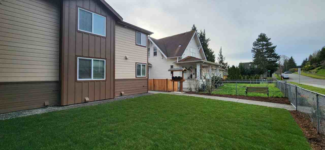 3213150 - Photo 3 of 43