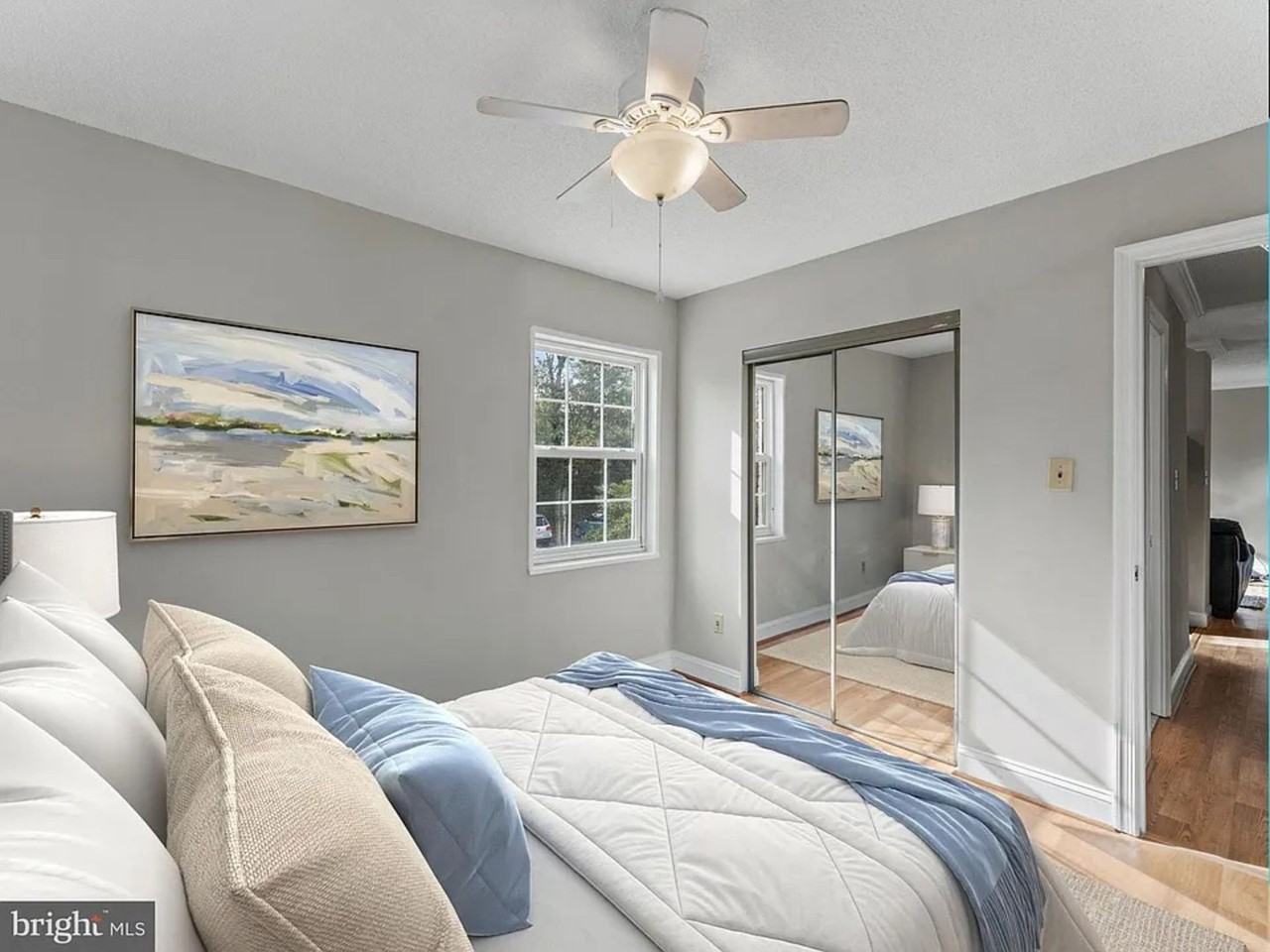 2237 Farrington Ave - Photo 3 of 8