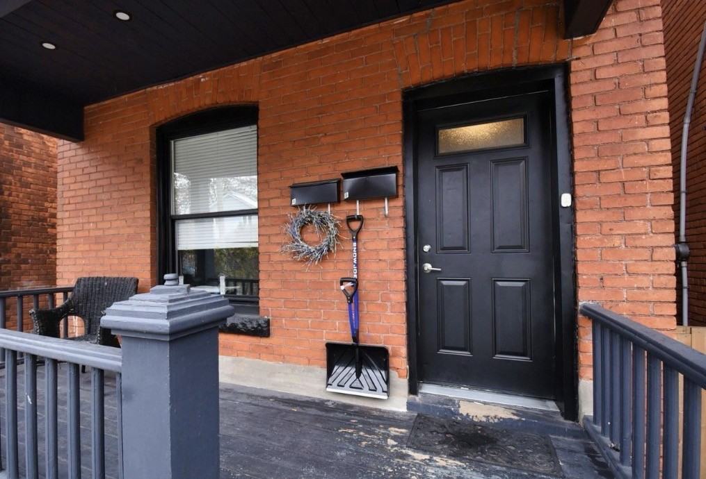 205 Prospect St S - Photo 2 of 19