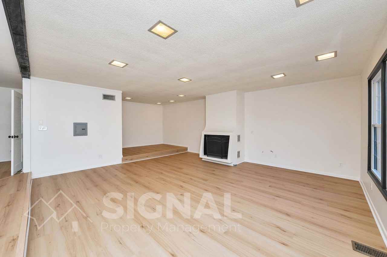 432 Argonne Dr Ne - Photo 3 of 20