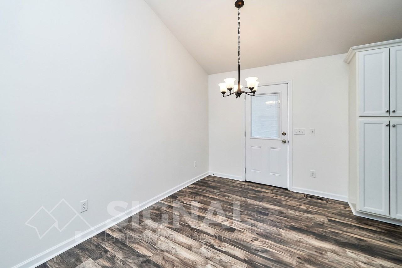 924 Rich Rd - Photo 6 of 26