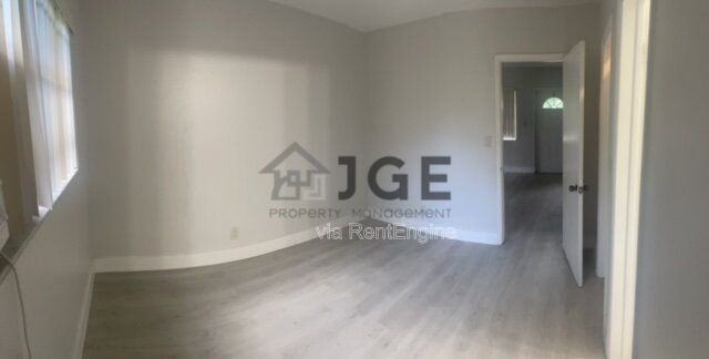 330 Sw 19th St #5 - Photo 4 of 5