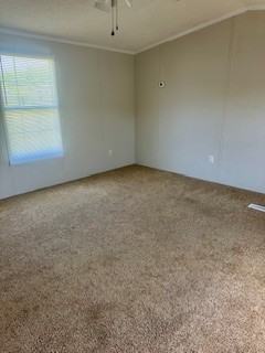 321 Empire Dr - Photo 3 of 14