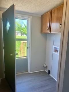 321 Empire Dr - Photo 5 of 14