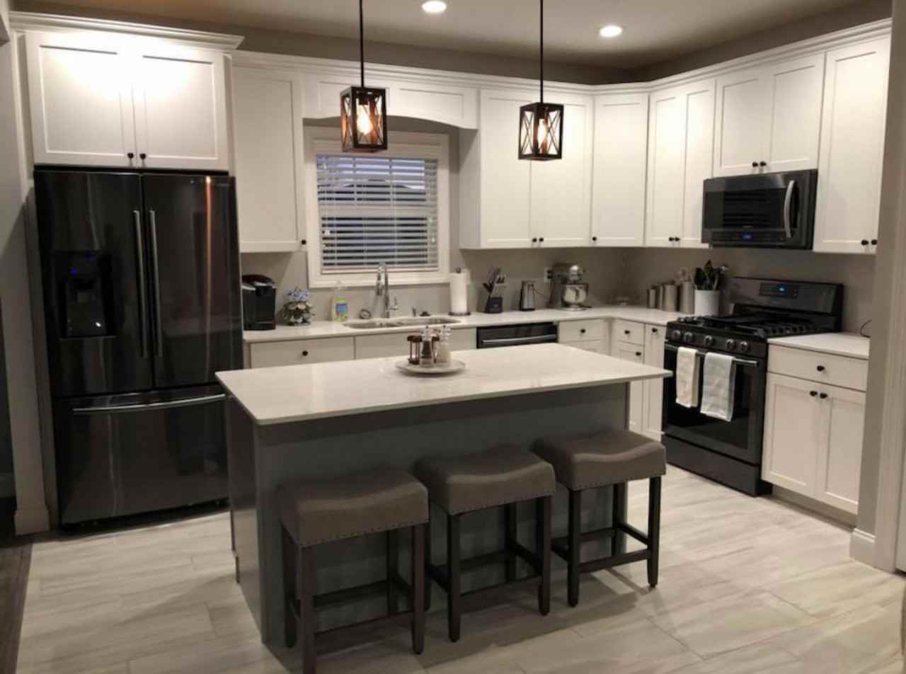 147 Morris Ct - Photo 2 of 6