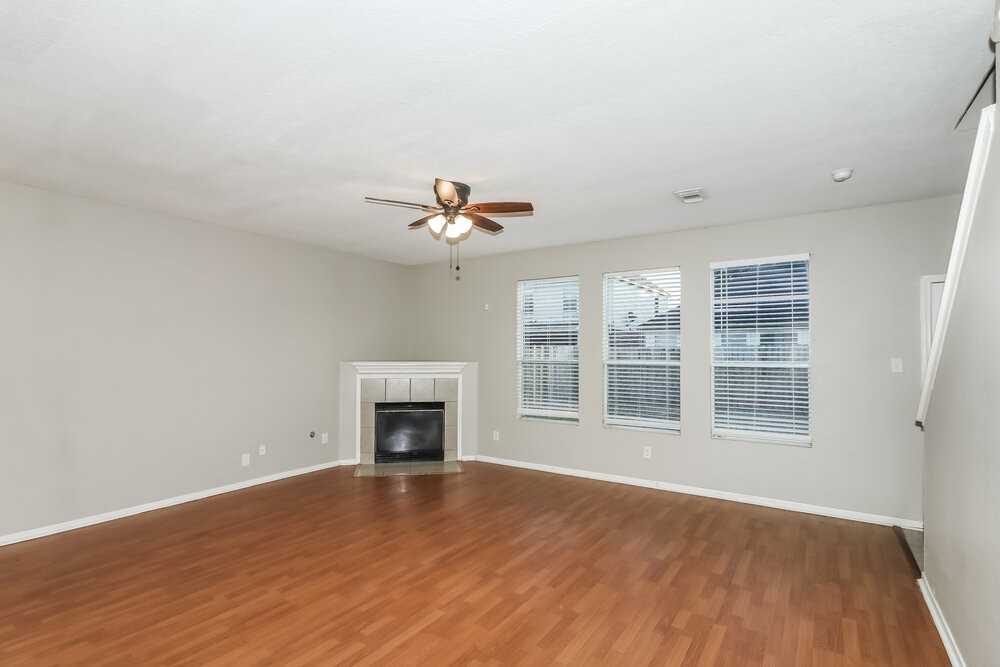 12146 Landsdown Ridge Way - Photo 4 of 17