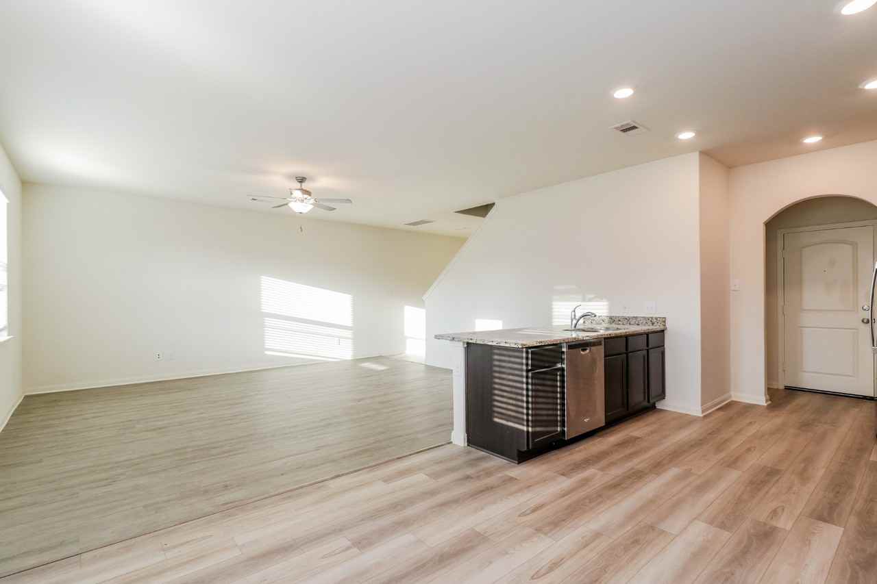 26864 26864 Steinbeck Dr - Photo 7 of 27