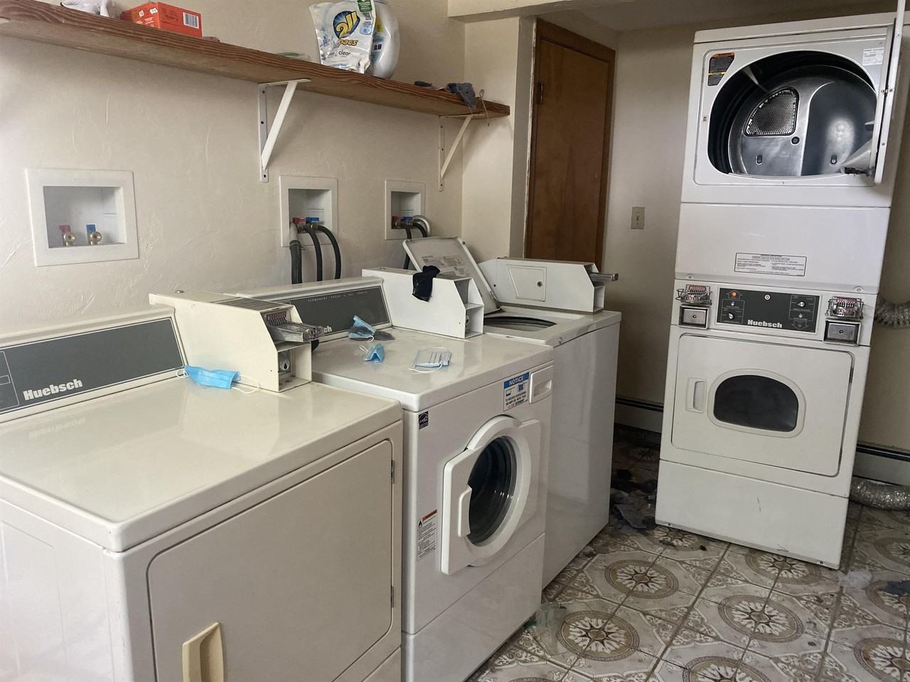 167 College Ave #1 - Photo 5 of 7