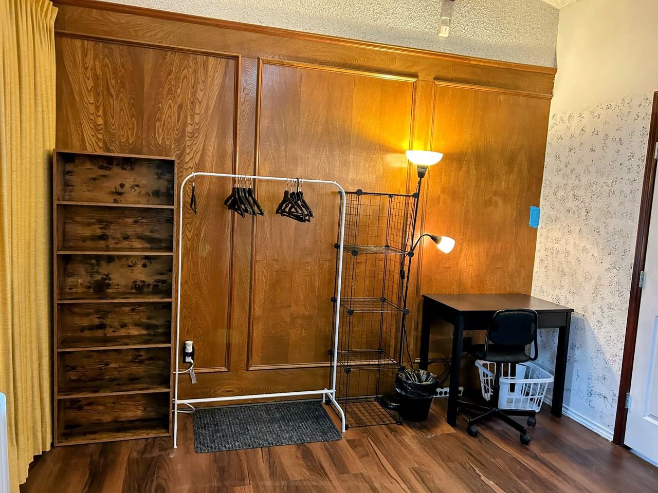 Cambridge Dr - Photo 4 of 10