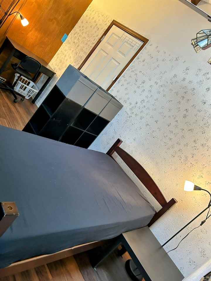 Cambridge Dr - Photo 5 of 10