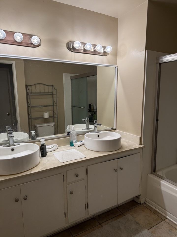 9039 Telfair Ave #NA - Photo 2 of 5