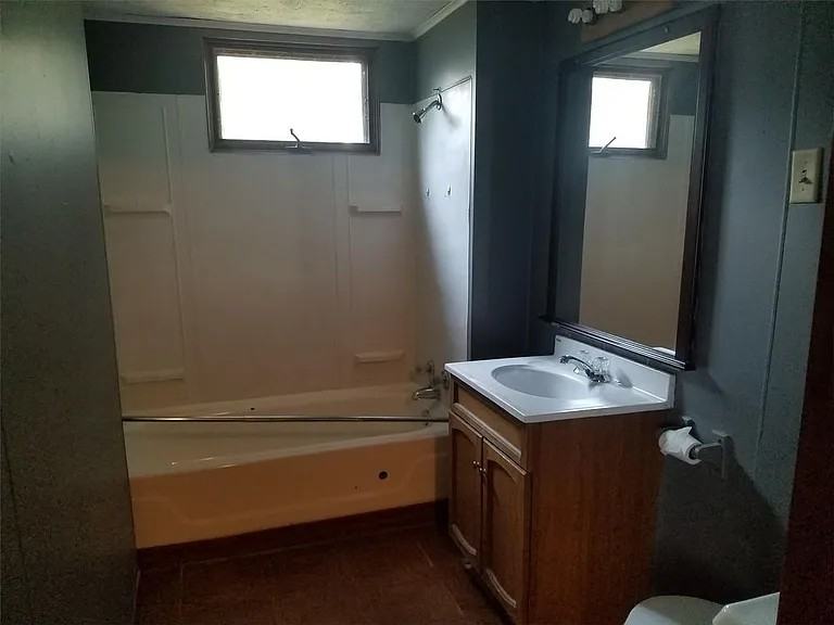 3220 N 24th St #0 - Photo 2 of 27