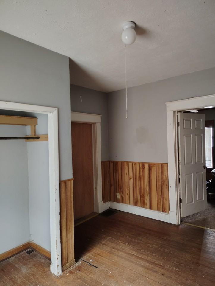 3220 N 24th St #0 - Photo 4 of 27