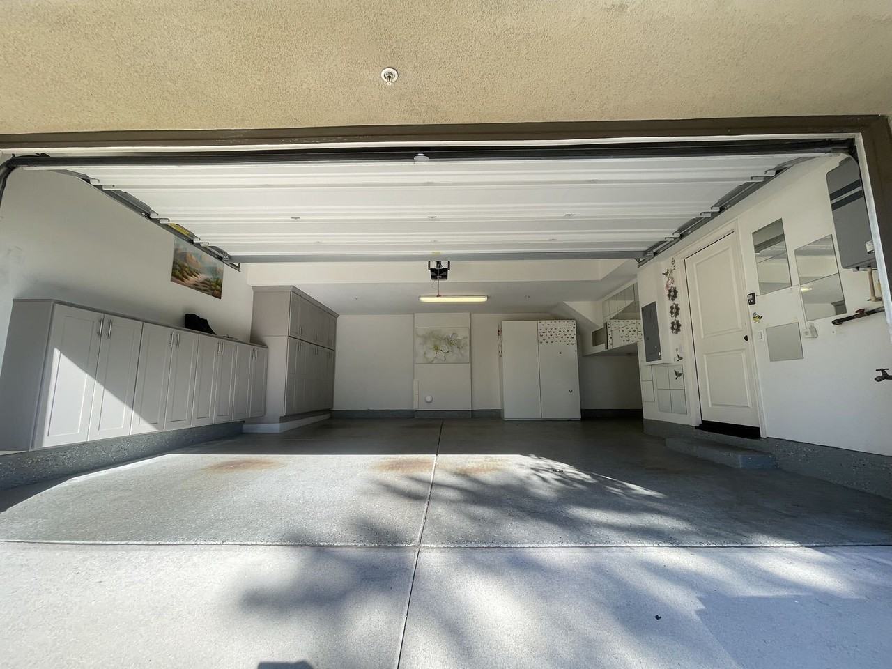 812 S Gladys Ave #1 - Photo 3 of 21