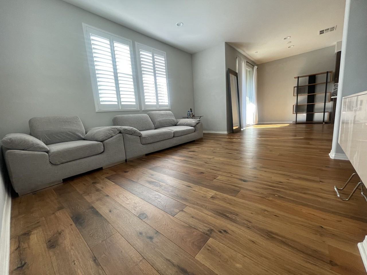 812 S Gladys Ave #1 - Photo 2 of 21