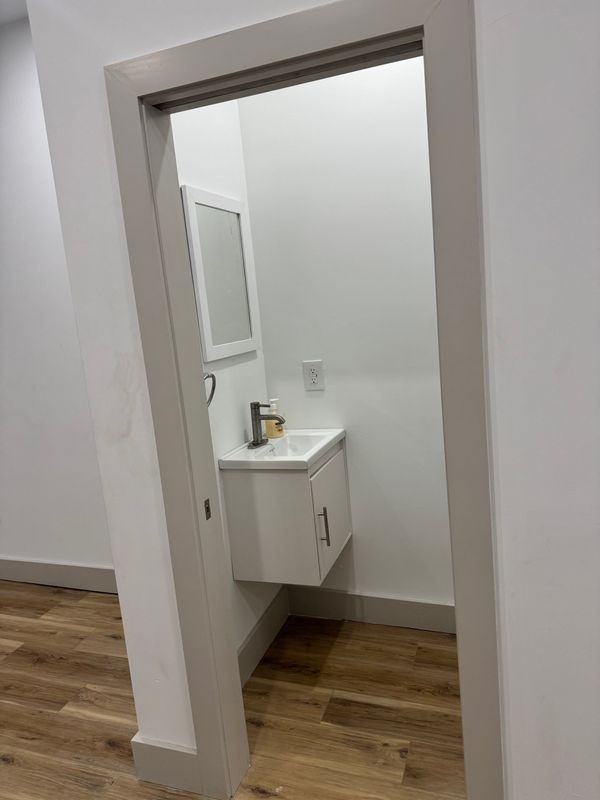 2116 N Natrona St - Photo 3 of 4