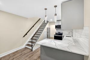 featured image of 567 Summit House