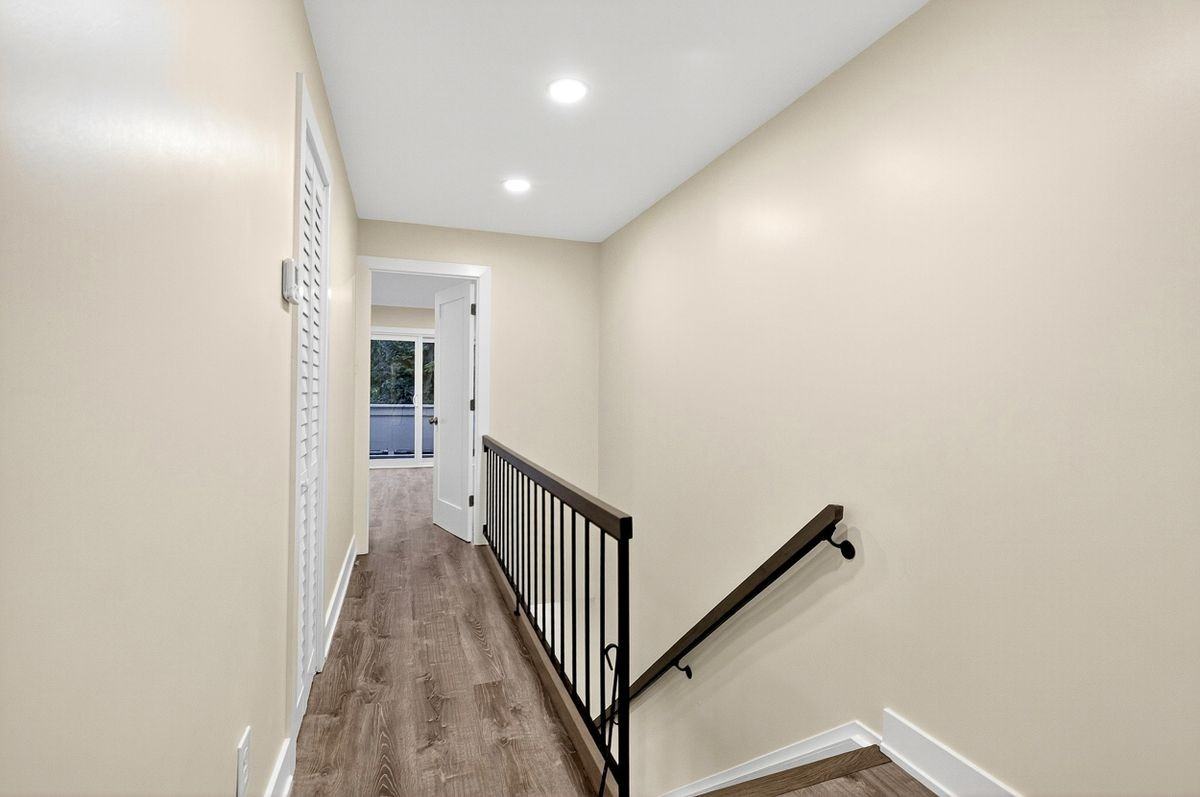 567 Summit House - Photo 6 of 13