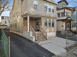 featured image of 196 Shephard Ave #3