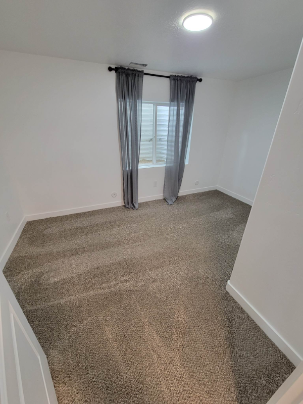 1478 N Sage Dr - Photo 6 of 12