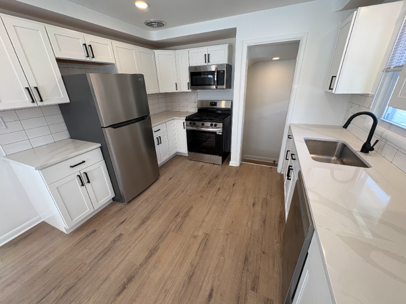 13319 Mccracken Rd - Photo 3 of 18