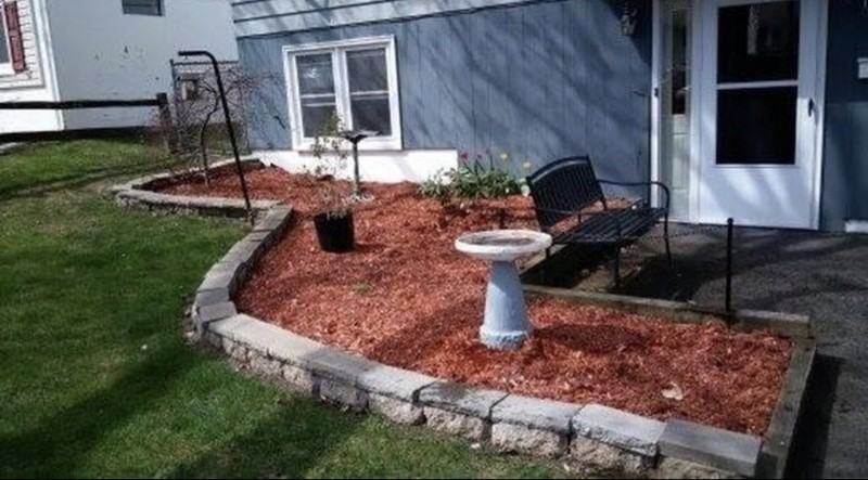 313 Male Ave - Photo 4 of 20