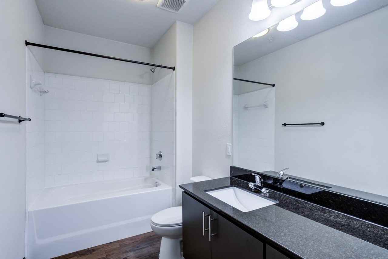 17 Broad - Photo 5 of 20