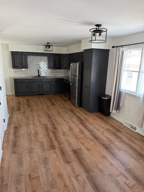 20 S Chestnut St - Photo 6 of 16