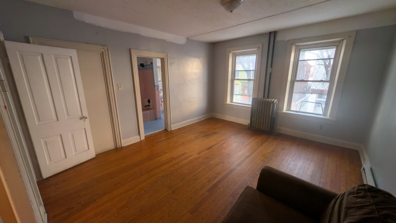 37 E Washington St #2 - Photo 4 of 10