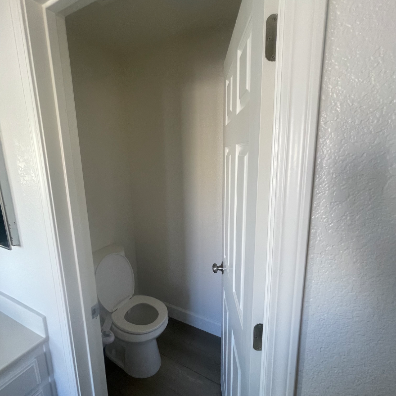 1924 Rochester St - Photo 2 of 8