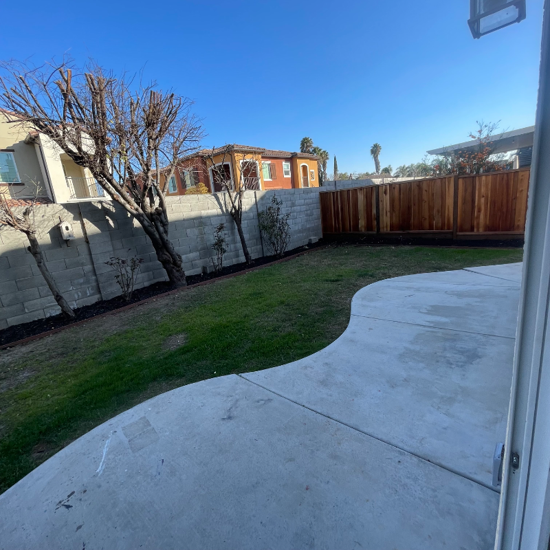 1924 Rochester St - Photo 6 of 8