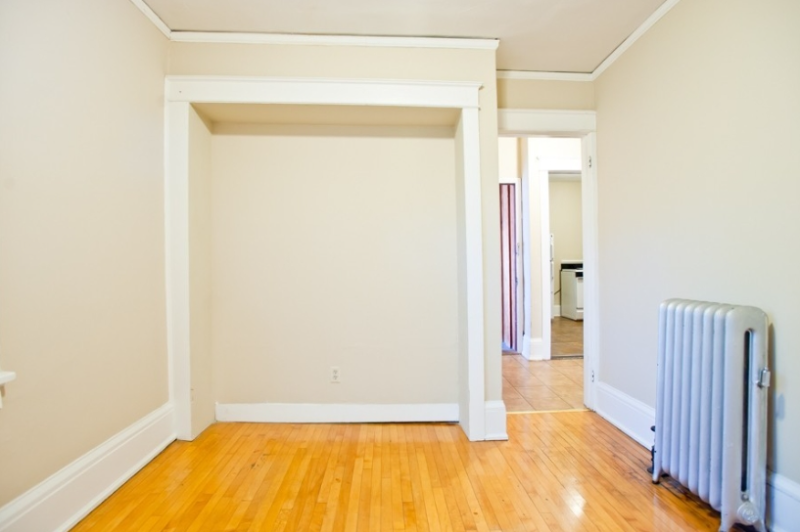 3000 N Oakland Ave #8 - Photo 7 of 10