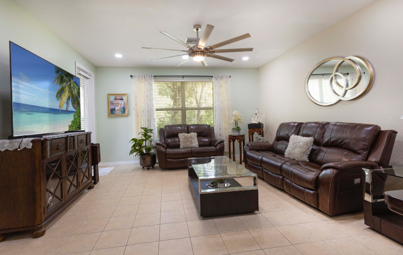 3325 Antica St - Photo 5 of 19