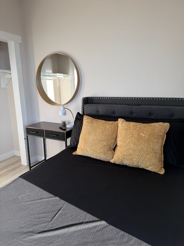 859 N Basalt - Photo 3 of 14