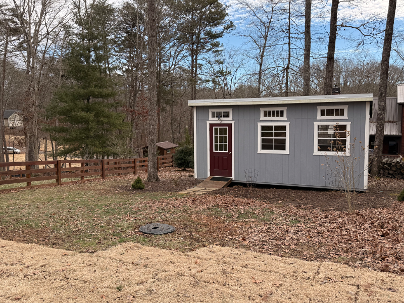 445 Farmer Cir - Photo 4 of 16