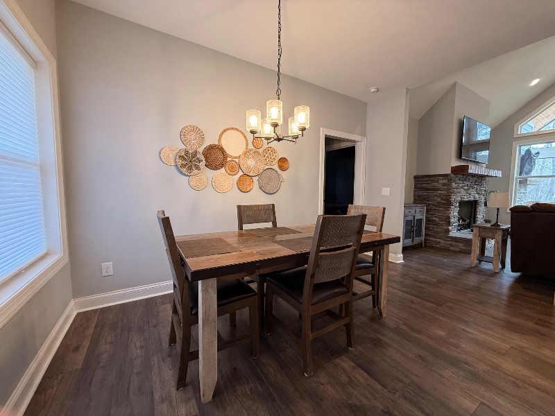 445 Farmer Cir - Photo 7 of 16