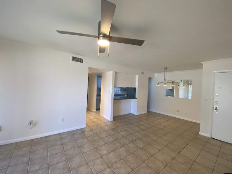 710 N Village Dr N #205 - Photo 4 of 19