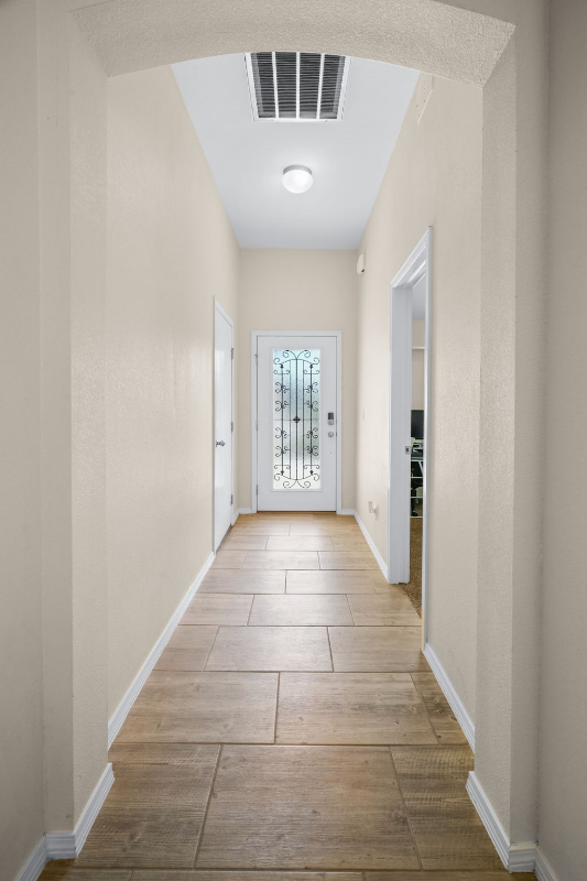 13833 Sky Harbor Ave - Photo 3 of 20