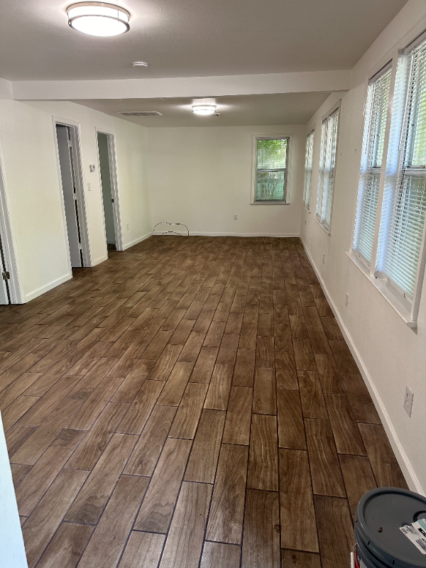 1025 Michigan Dr W #1 - Photo 4 of 7