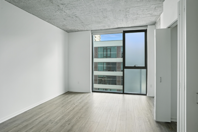 1422 S Indiana Ave - Photo 5 of 16