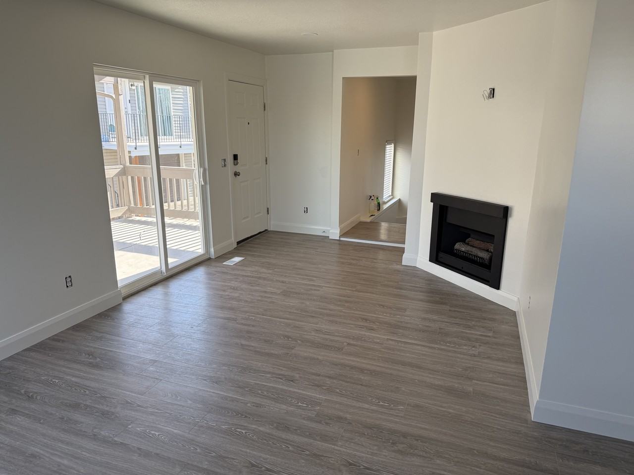 1796 E Gunderson Ln - Photo 3 of 7