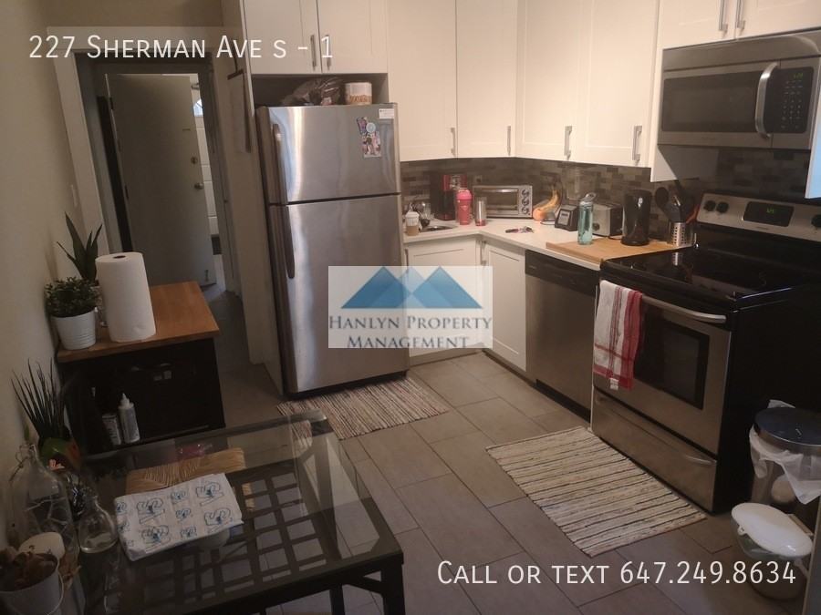 227 Sherman Ave S #1 - Photo 2 of 9
