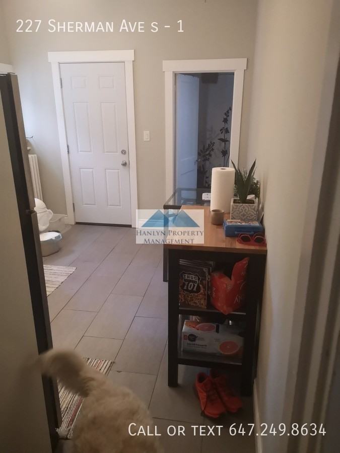 227 Sherman Ave S #1 - Photo 4 of 9