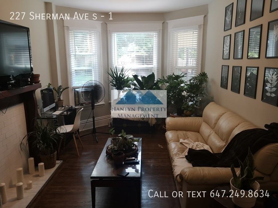 227 Sherman Ave S #1 - Photo 5 of 9