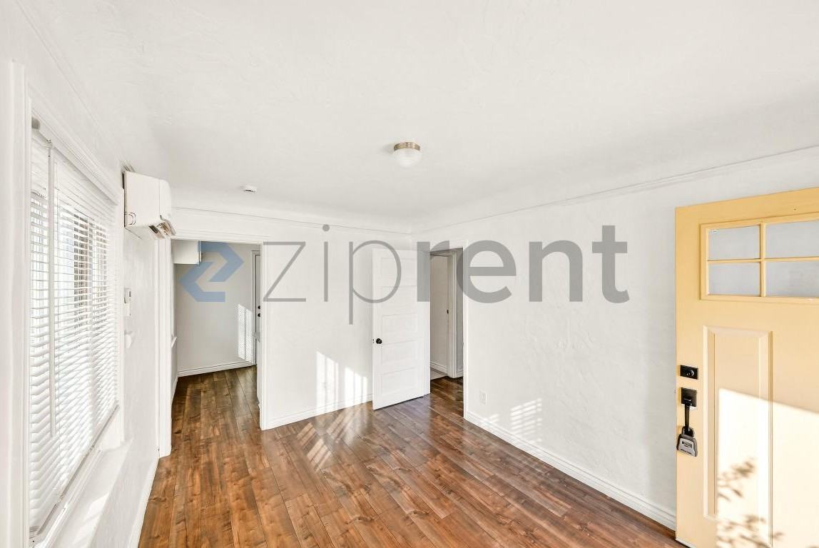 1544 Stanley Ave #1540 - Photo 6 of 13