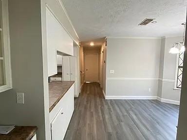 332 Cedar Dr - Photo 4 of 19