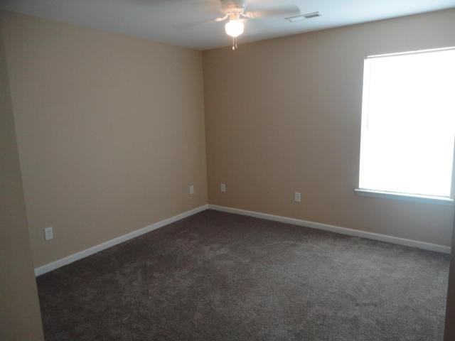 1217 Osburn Rd #1211D - Photo 6 of 9