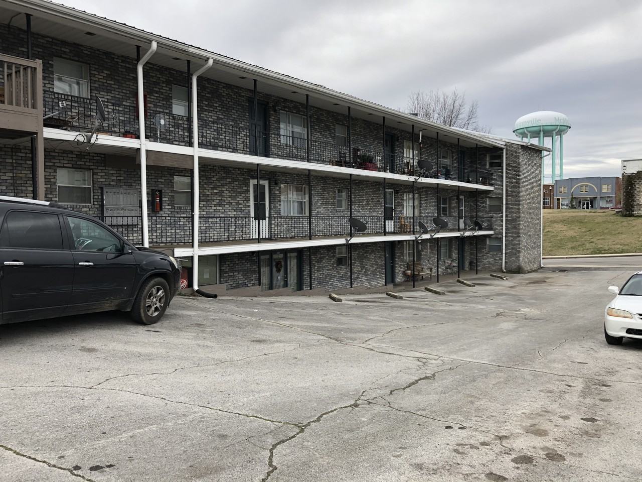 110 Lyon St #102 - Photo 3 of 14