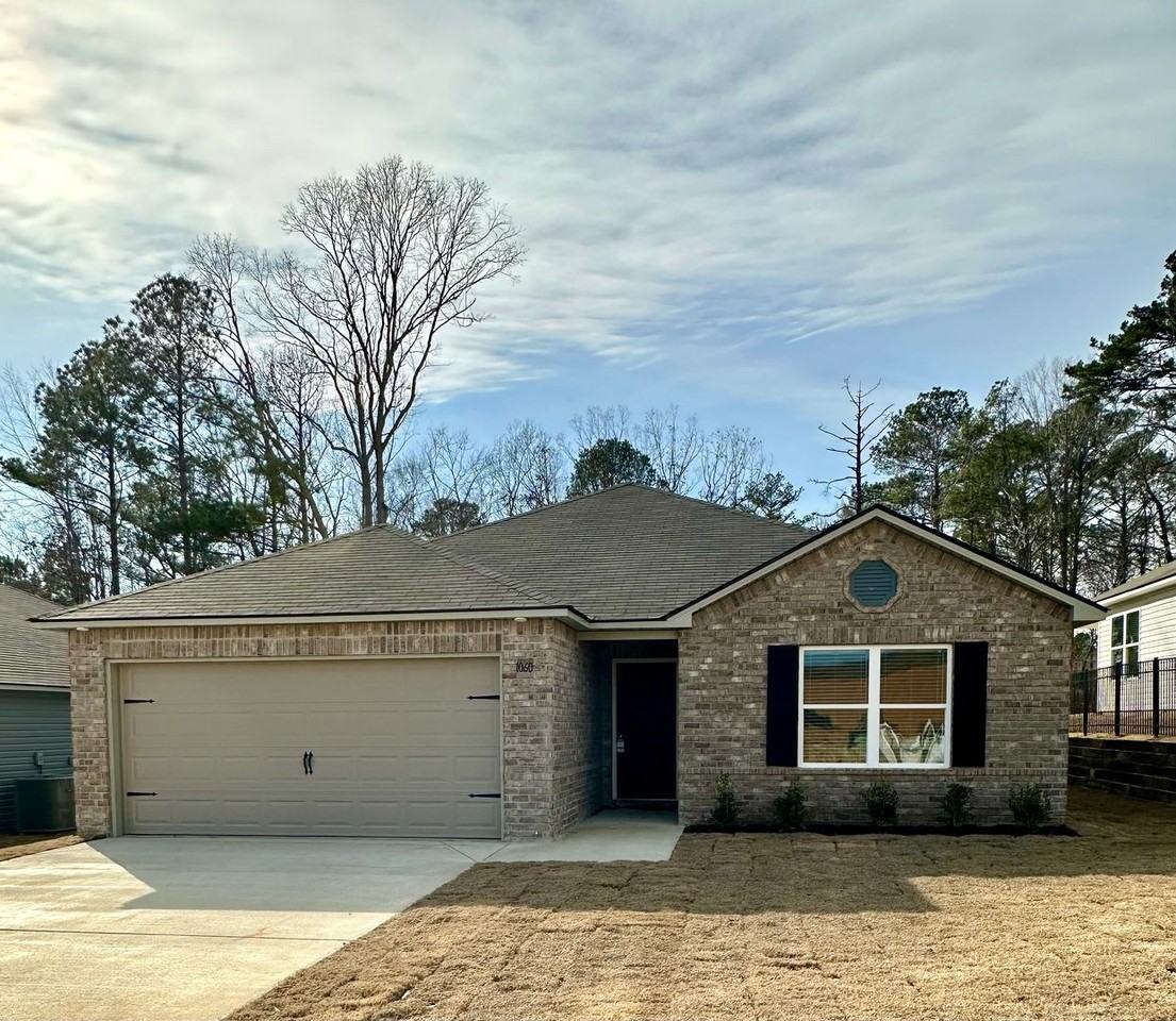 1060 Brookhaven Dr - Photo 2 of 26