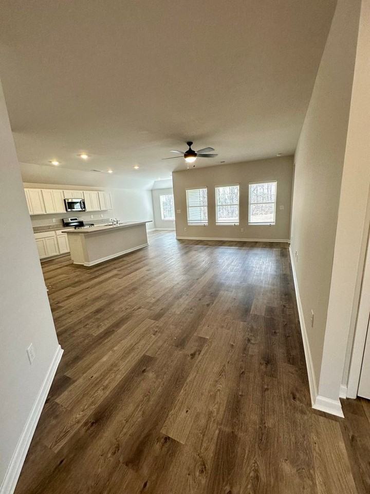 1060 Brookhaven Dr - Photo 7 of 26